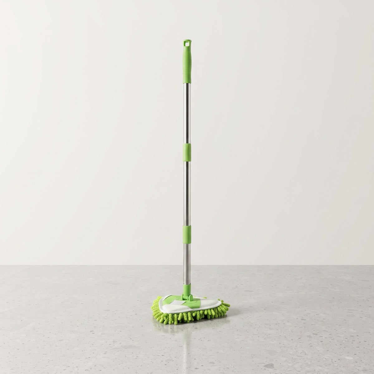 Extendable Triangular Microfiber Cleaning Mop